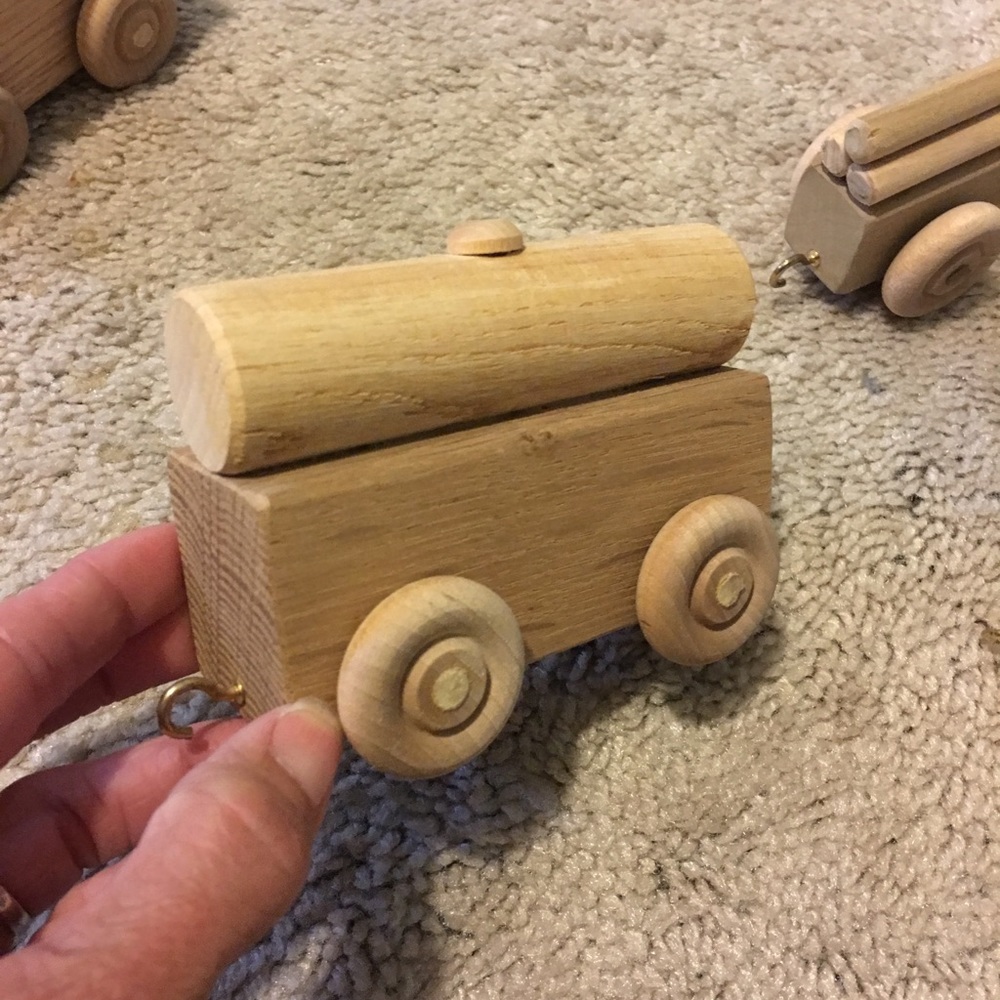 Wooden train set - Picture 9 of 10